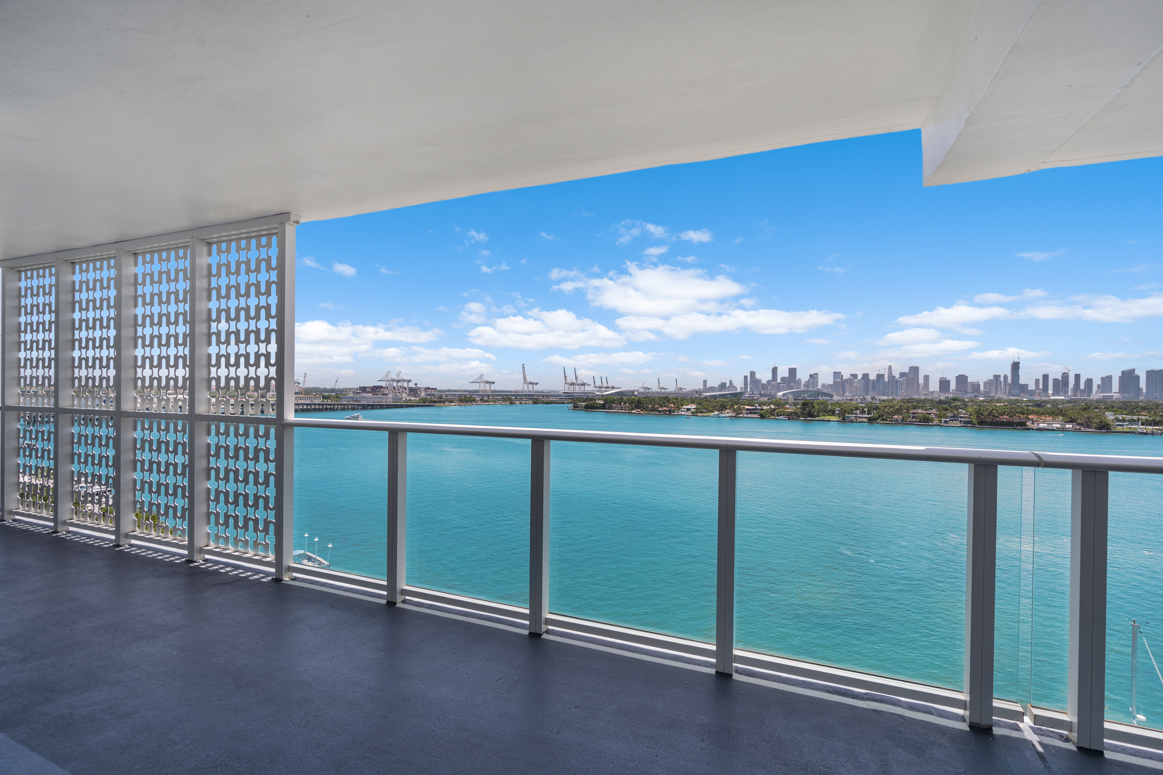 Southgate Towers - Miami, FL - Balcony